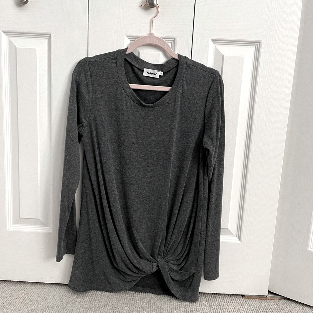 Grey side knot top